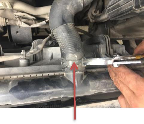 cooling system cleaning machine